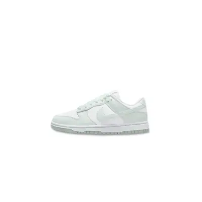 chaussures Nike Dunk Low Next Nature White Mint