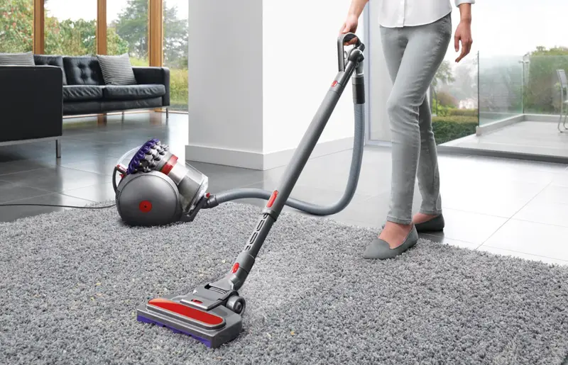 Utilisation d'un aspirateur Dyson